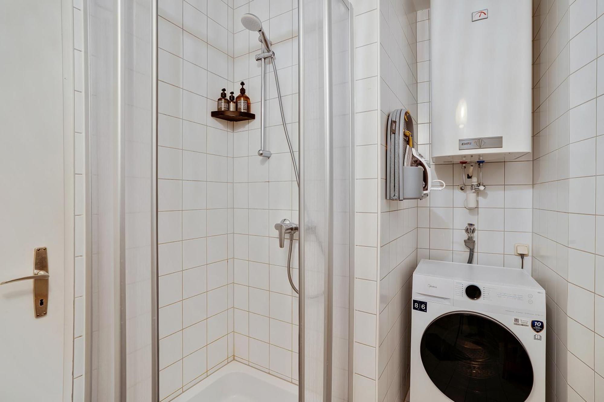 Boho Design Studio - Historic City Center With Free Parking & Aircon By Hero Homes Graz Zewnętrze zdjęcie